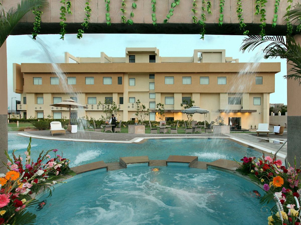 Ramada By Wyndham