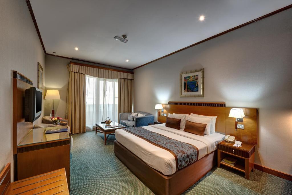 Golden Tulip Al Barsha Hotel