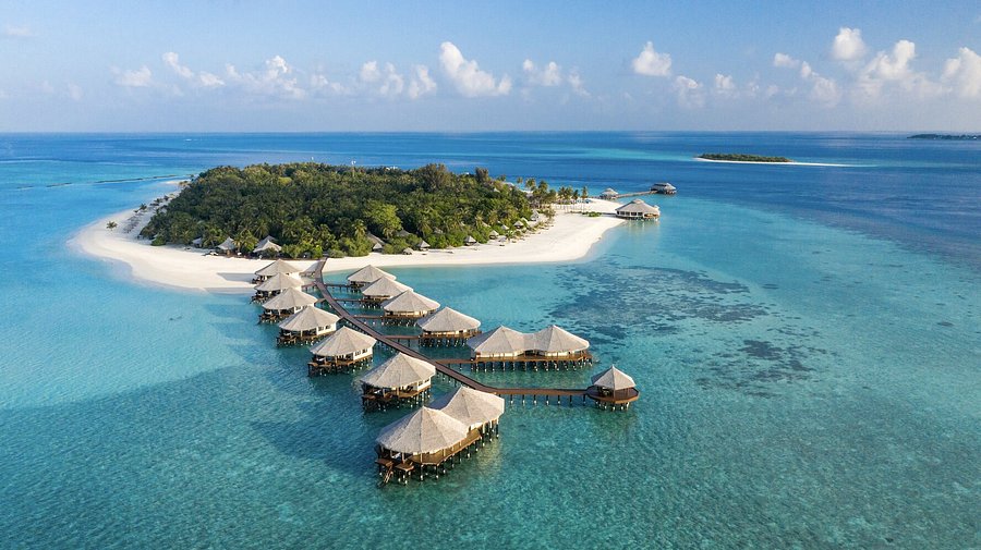 KIHAA ISLAND RESORT